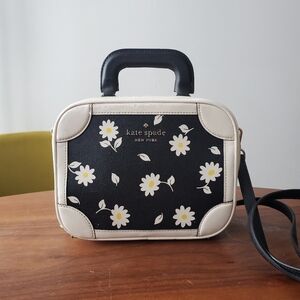 Kate Spade Black and Cream Floral Women's Bag